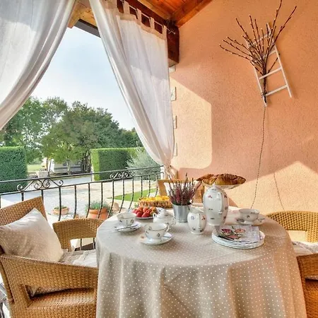 Moira 4* Tar-Vabriga