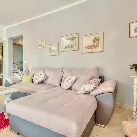 Moira Guest house Tar-Vabriga