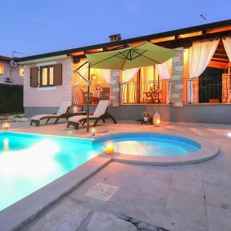 Moira Guest house *